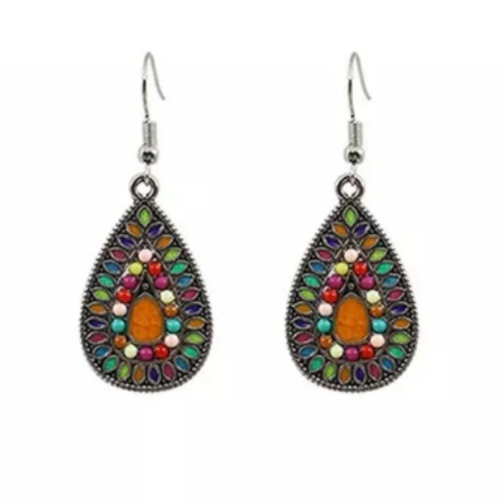 Vintage Style Dangle Earrings
